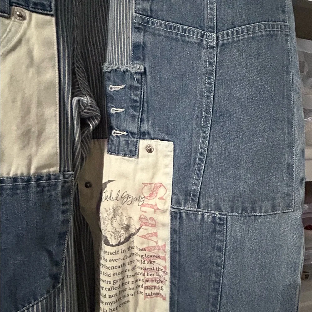 Jaded Gypsy Women's Relaxed Patchwork Denim Jeans in Blue with Cream Accents - Picture 3 of 9